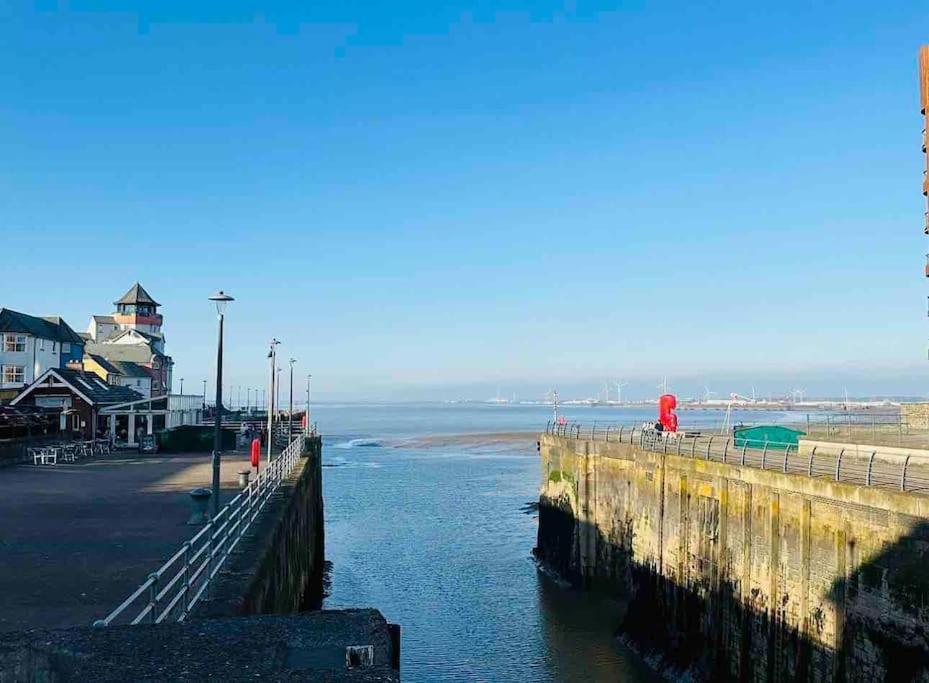 Cosy Apartment At The Marina Portishead Bagian luar foto